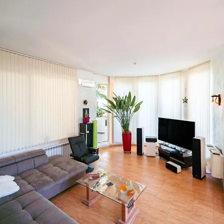 Villa Kuni - Salty Pool&panorama Balchik