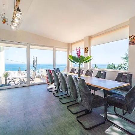 Kuni - Salty Pool&panorama Villa Balchik