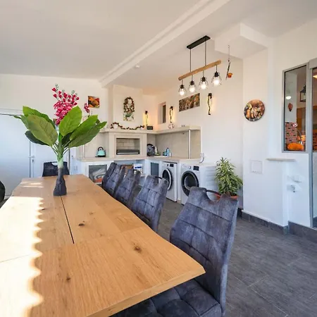 Kuni - Salty Pool&panorama Balchik