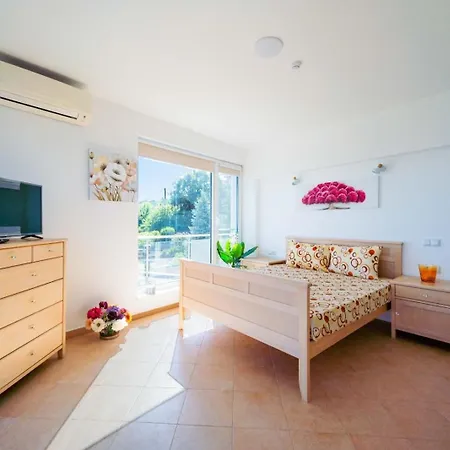 Kuni - Salty Pool&panorama *