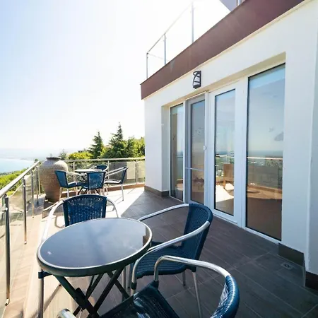 Kuni - Salty Pool&panorama *