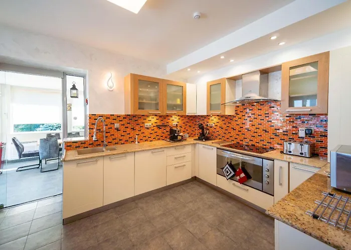 Kuni - Salty Pool&panorama *