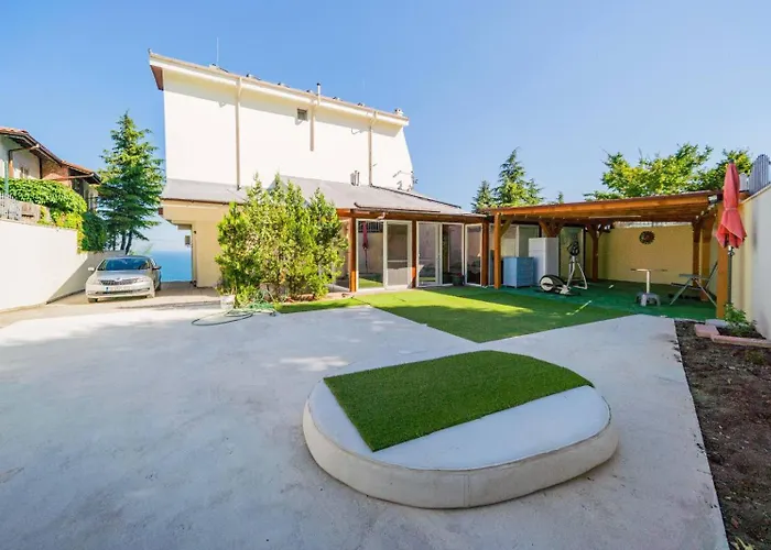 Kuni - Salty Pool&panorama Луксозна вила Балчик