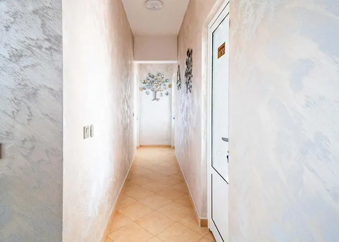 Kuni - Salty Pool&panorama *